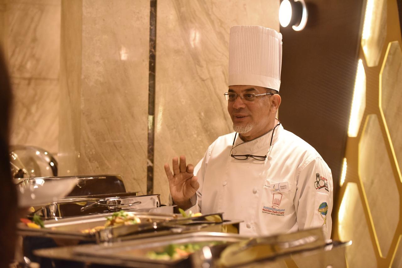 Hotel Grand Ocean El Sokhna Ain Suchna Exterior foto Chef at the Taj Mahal Palace, Mumbai
